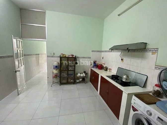 VỢ CHÔNG LY HÔN CẦN BÁN GẤP NHÀ CHIA TÀI SẢN