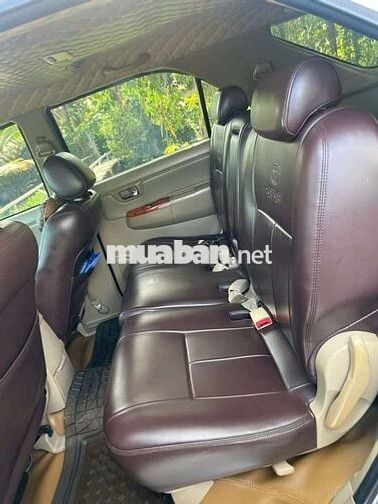 Toyota Fortuner 2009 Số sàn Máy dầu Bạc