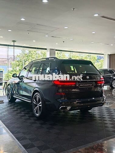 BMW X7 LCI xDrive40i M Sport 2026 Xanh
