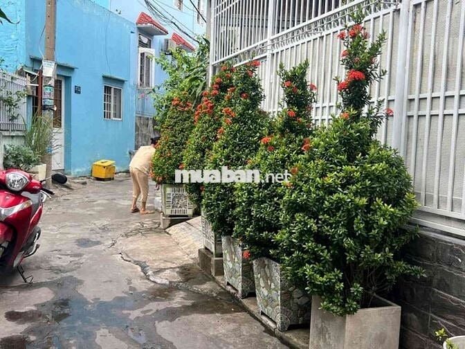 Nhà đẹp Tô Ngọc Vân 67m2 Ngang 6m Nở Hậu, 2PN, Sát Mặt Tiền - 4.5 Tỷ