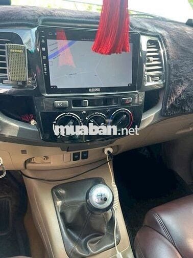 Toyota Fortuner 2009 Số sàn Máy dầu Bạc