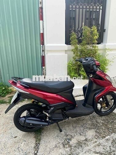 Yamaha Luvias fi 125 màu đỏ candy