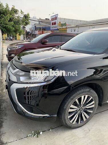 Mitsubishi Outlander 2.0 AT 2022 Đen 34000 km