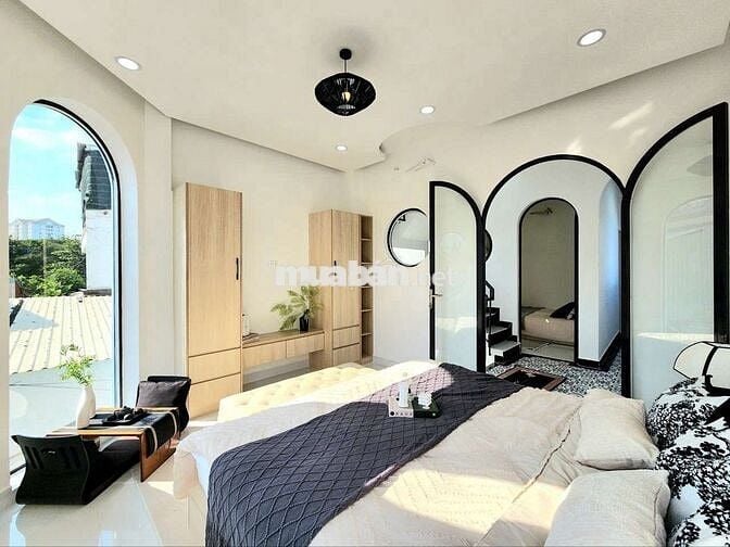 Có P.Ngủ Tầng Trệt, 50m², 4 PN, full nội thất, vào ở ngay