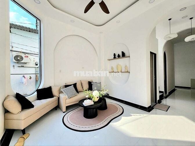 Có P.Ngủ Tầng Trệt, 50m², 4 PN, full nội thất, vào ở ngay