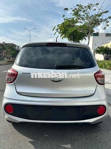 Hyundai i10 2017 Số sàn Bạc