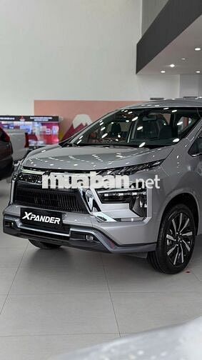 Mitsubishi Xpander AT Premium 2026 Bạc Mới