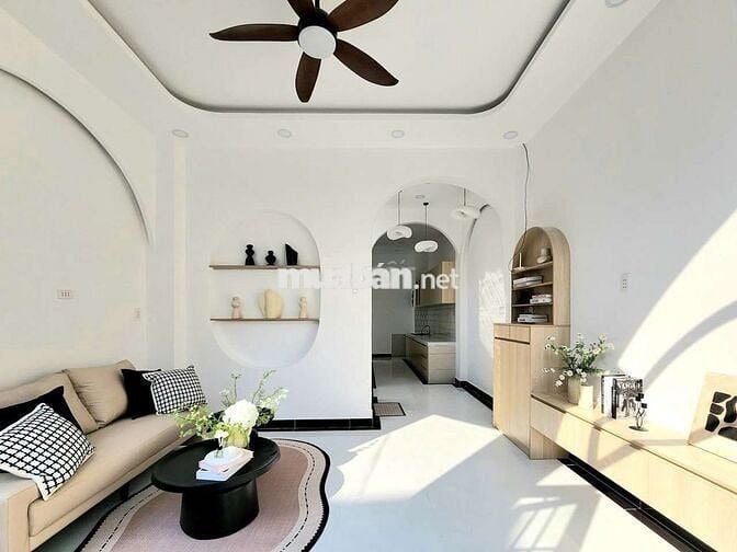 Có P.Ngủ Tầng Trệt, 50m², 4 PN, full nội thất, vào ở ngay