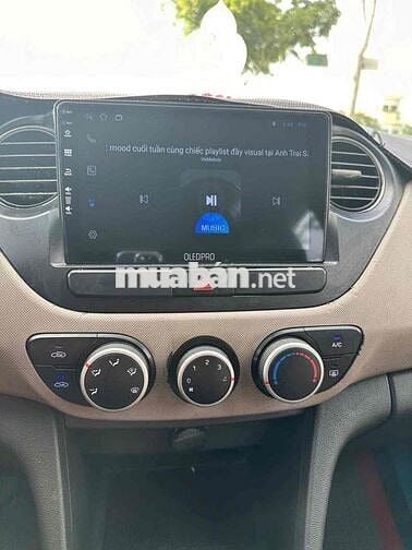 Hyundai i10 2017 Số sàn Bạc
