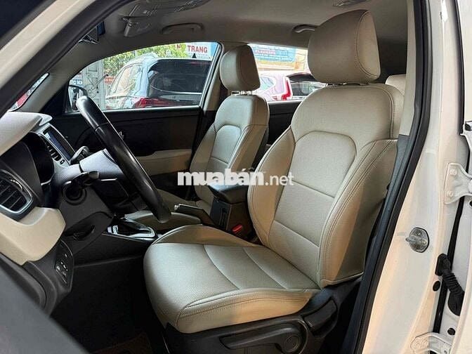 Kia Rondo Deluxe 2020 Số tự động Trắng
