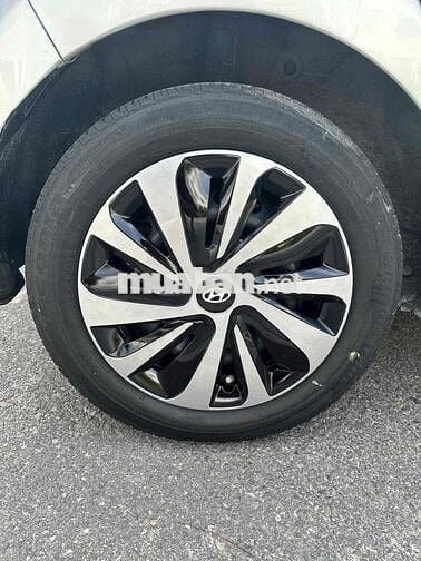 Hyundai i10 2017 Số sàn Bạc