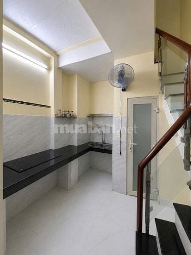 Bán nhà 2 mặt tiền 135/20A Nguyễn Hữu Cảnh, 9,8 tỷ, 73m2 siêu hot