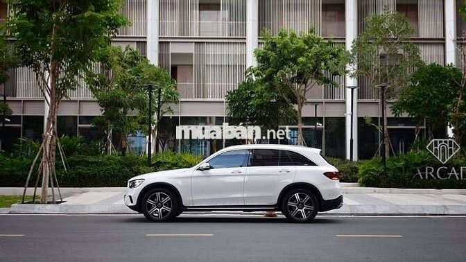 MERCEDES GLC 200 4MATIC MODEL 2022 1 CHỦ XUẤT HD