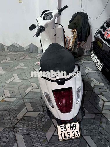 Piaggio Vespa Sprint 124.5 cm3 Trắng