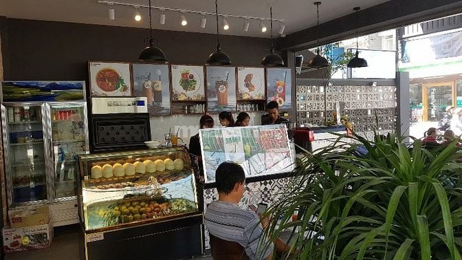 Sang quán Cafe máy lạnh 300m2 căn góc Lê Đức Thọ-Gò Vấp,lợi nhuận cao