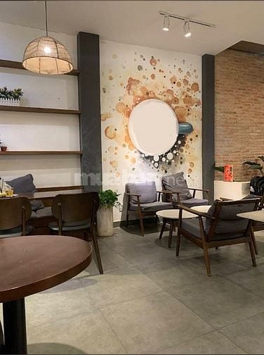 Sang quán Cafe máy lạnh 300m2 căn góc Lê Đức Thọ-Gò Vấp,lợi nhuận cao