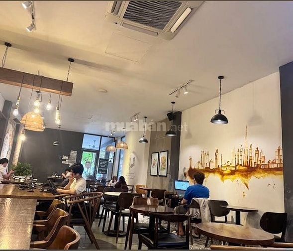 Sang quán Cafe máy lạnh 300m2 căn góc Lê Đức Thọ-Gò Vấp,lợi nhuận cao