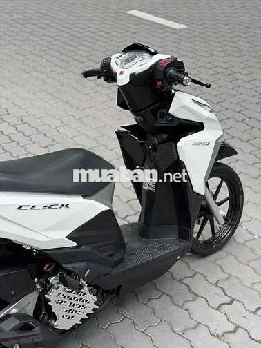 Honda Click Thái 2017 Trắng đen