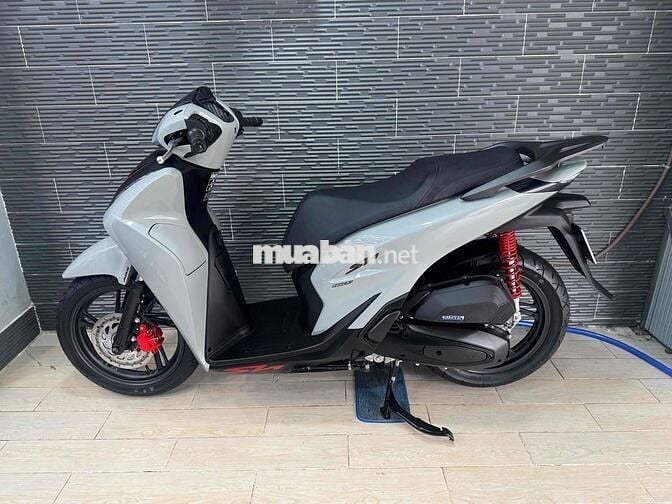 Honda SH160 ABS 2026 Xám Xi Măng 2.000 km