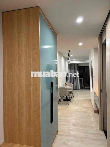 Cho thuê căn hộ Goldcoast tầng 21 view Biển toà Bắc