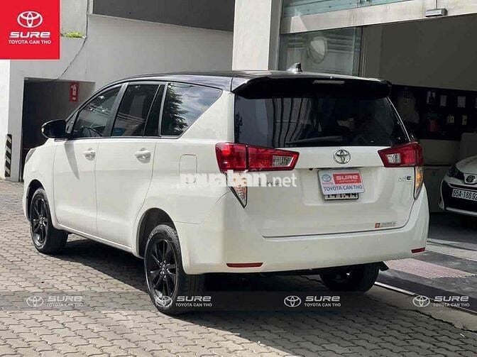 Toyota Innova E 2017 Trắng Số sàn 57.000 km