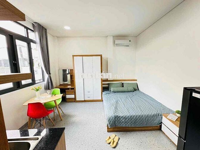 STUDIO CỬA SỔ THOÁNG NGAY CẠNH BỜ KÈ HOÀNG SA, TRƯỜNG SA - QUẬN 3