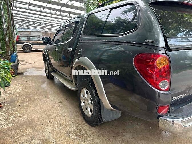 Mitsubishi Triton 2011 Số sàn Xám 16 vạn