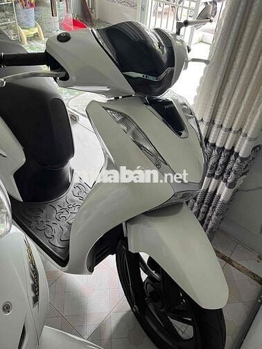 Honda SH 125 CBS 2023 Trắng Đen Bs 78383