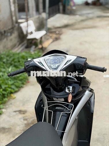 Honda ab Fi 2012 biển 65 ngây chủ máy zin êm fun c