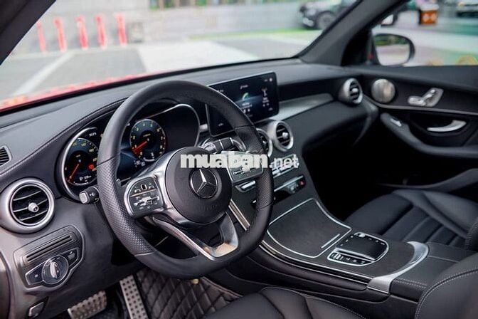 Mercedes Benz GLC 300 4Matic 2022 Đỏ 5 chỗ