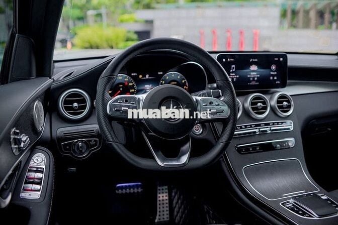 Mercedes Benz GLC 300 4Matic 2022 Đỏ 5 chỗ