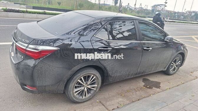 Toyota Corolla Altis 2024 Đen 5 chỗ Tự động