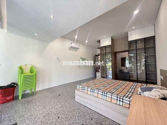 VILLA SÂN VƯỜN 400M2 VIEW NÚI KHU ĐẤT LÀNH GIÁ 22 TRIỆU/THÁNG