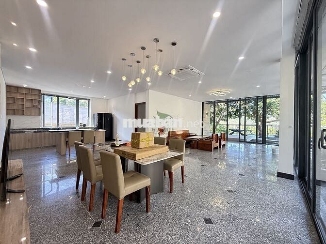 VILLA SÂN VƯỜN 400M2 VIEW NÚI KHU ĐẤT LÀNH GIÁ 22 TRIỆU/THÁNG