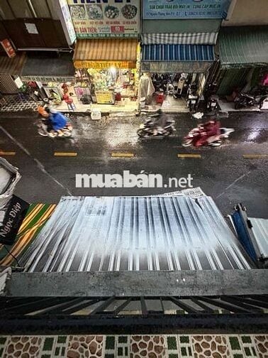 Cho thuê nhà mặt tiền Nguyễn Thượng Hiền quận 3