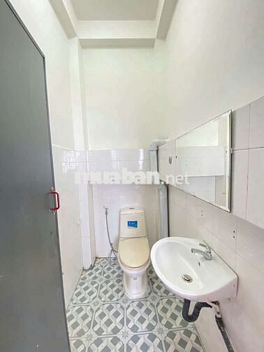 Pass Phòng nguyễn giản thanh, đường xe tải sạch thoáng