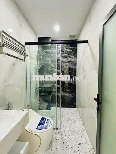 Chủ cần bán căn nhà mặt tiền đường tân hưng thuận 22 .kế bên gò vấp