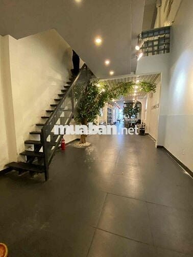 🔥 Cho thuê nhà mặt tiền đường Nguyễn Tri Phương, Quận 10 – tuyến đường