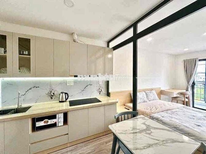 1PN TÁCH BẾP – BAN CÔNG RIÊNG NGAY SÂN BAY VÀ CÔNG VIÊN GIA ĐỊNH