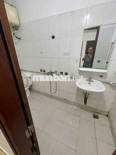 Chính chủ cho thuê căn hộ ccmn 60m2