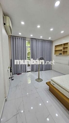 Chính chủ cho thuê - Nhà nguyên căn 1 triệt 2 lầu - 4PN4WC - Giá 35tr