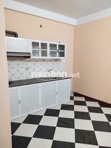 Cho thuê phòng 2 ngủ 1 khách và studio giá rẻ Dương Quảng Hàm
