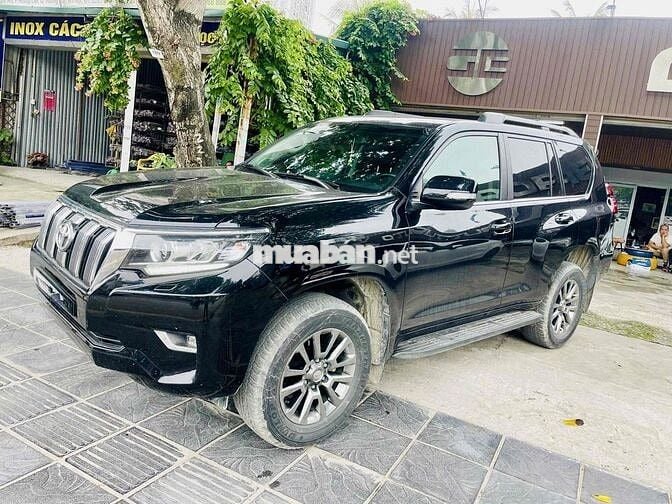 Toyota Prado VX 2018 Đen 70000 km