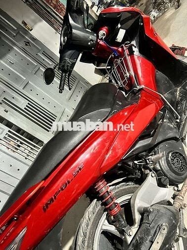 Suzuki Impulse 2018 màu Đỏ
