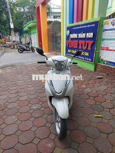 Honda Lead 125cc Đỏ bạc đã sử dụng