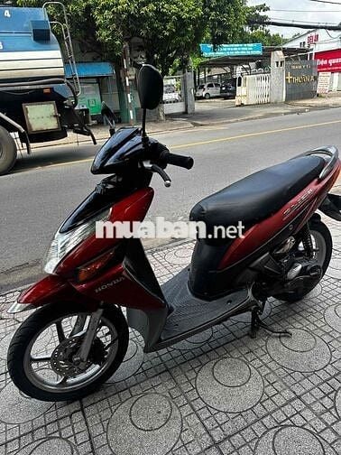 Honda Click Tự động màu Đỏ