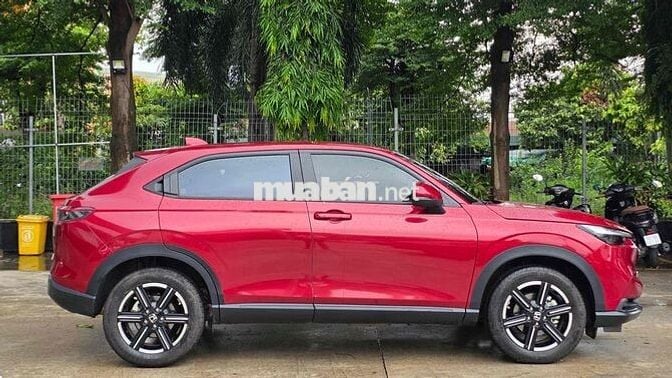 Honda HR-V G 2023 Đỏ 18.000 km