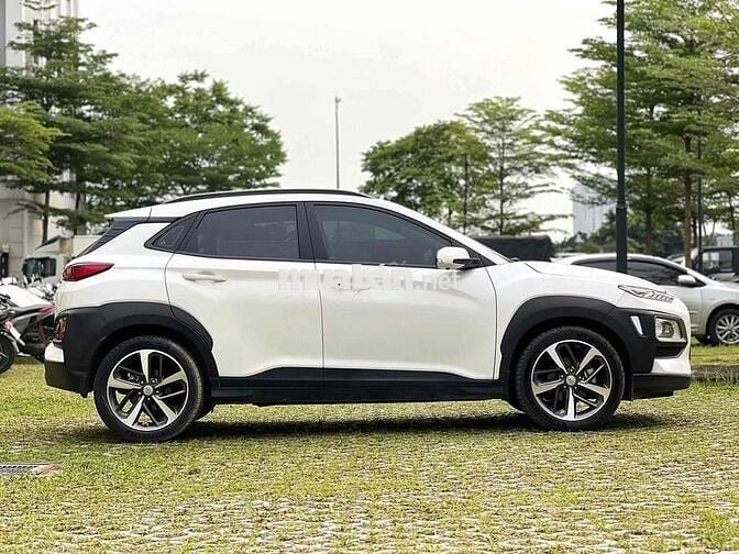 Hyundai Kona 2021 2.0 ATH 38000 km Trắng