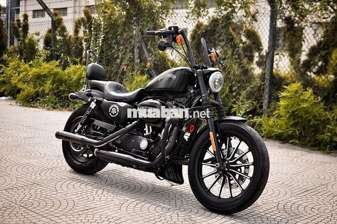 Harley-Davidson Iron 883 2016 Đen 6000 dặm Mỹ