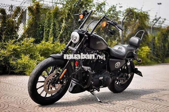 Harley-Davidson Iron 883 2016 Đen 6000 dặm Mỹ